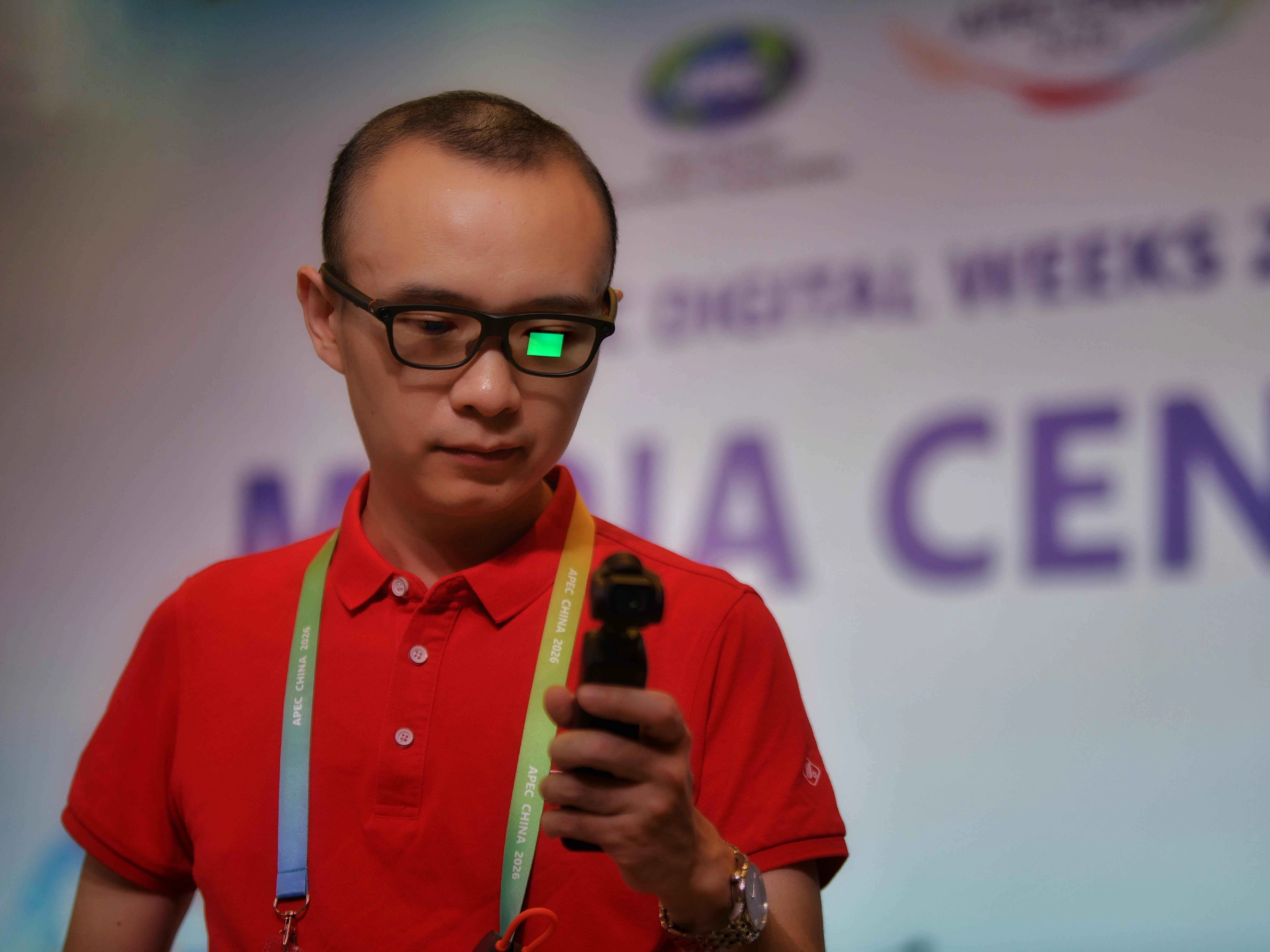 Made in Sichuan: Smart Glasses Spotlight China's AI Ambitions at APEC Digital Week