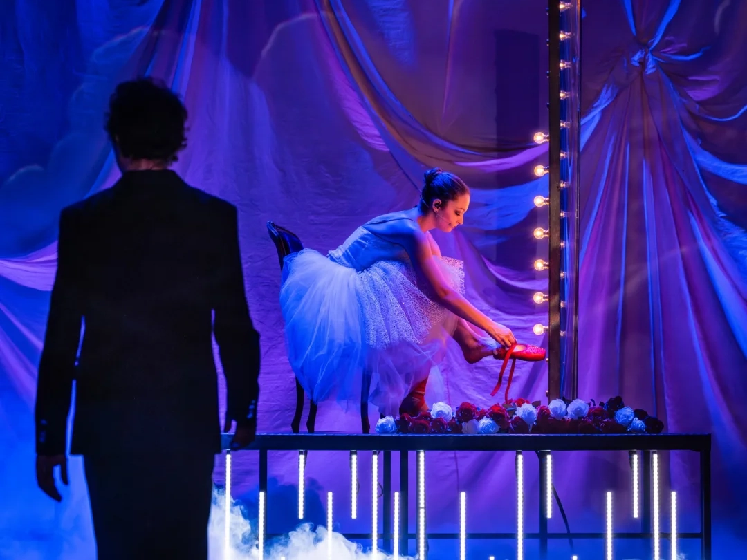 French Musical 'The Red Shoes' Debuts in Chengdu, Sichuan